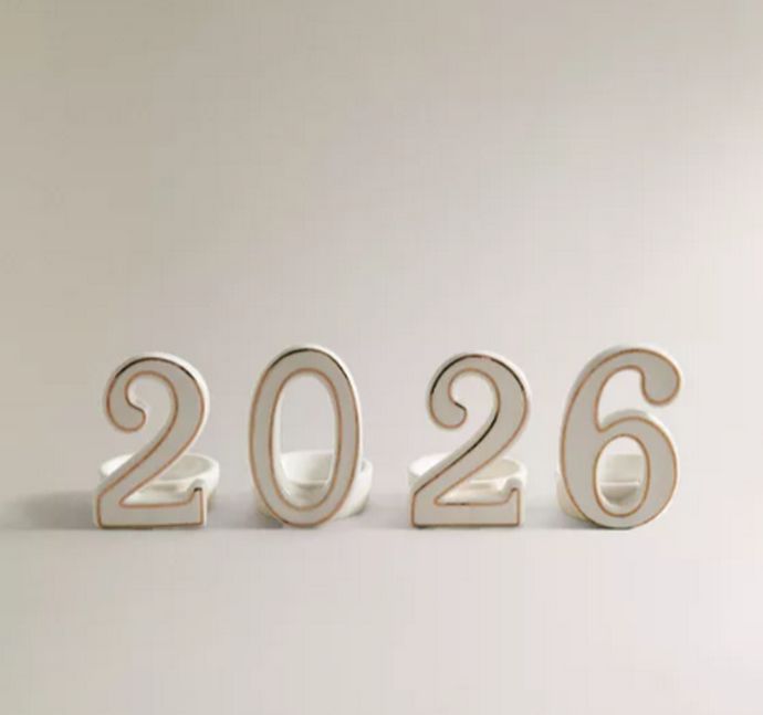 Σετ με χριστουγεννιάτικη πορσελάνινη βάση κεριών 2026