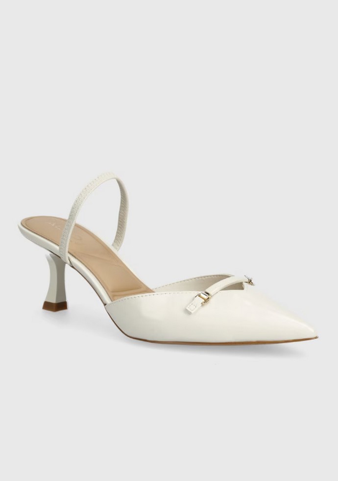 Mules με Kitten heels