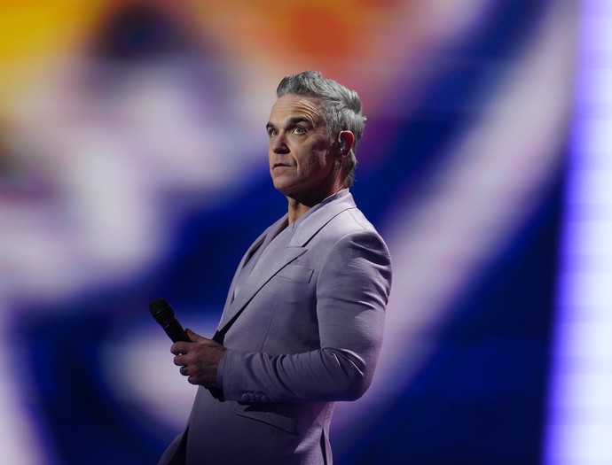 7 διάσημοι γονείς που λένε «όχι» στην πρώιμη έκθεση των παιδιών τους στα social media 